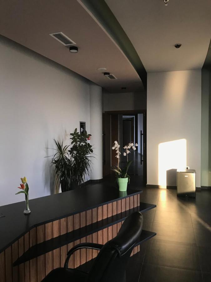 Coco Hotel Tirana Exterior photo